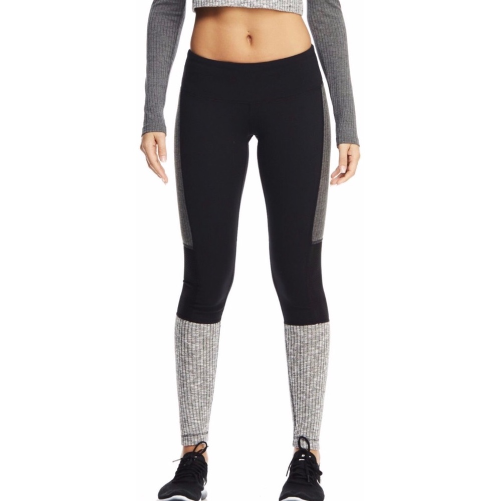 Athletic leggings